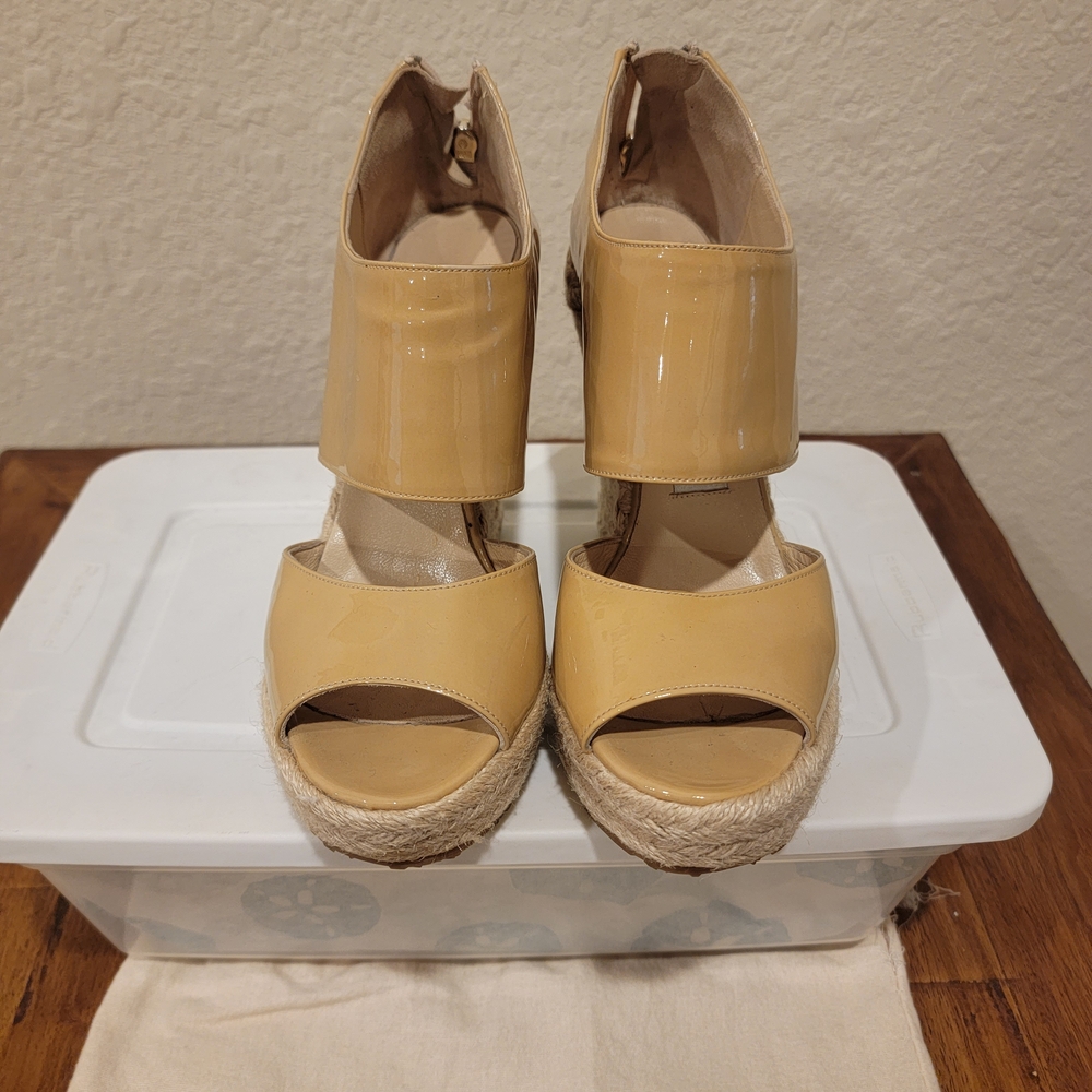 Jimmy Choo - Picture 3 of 6